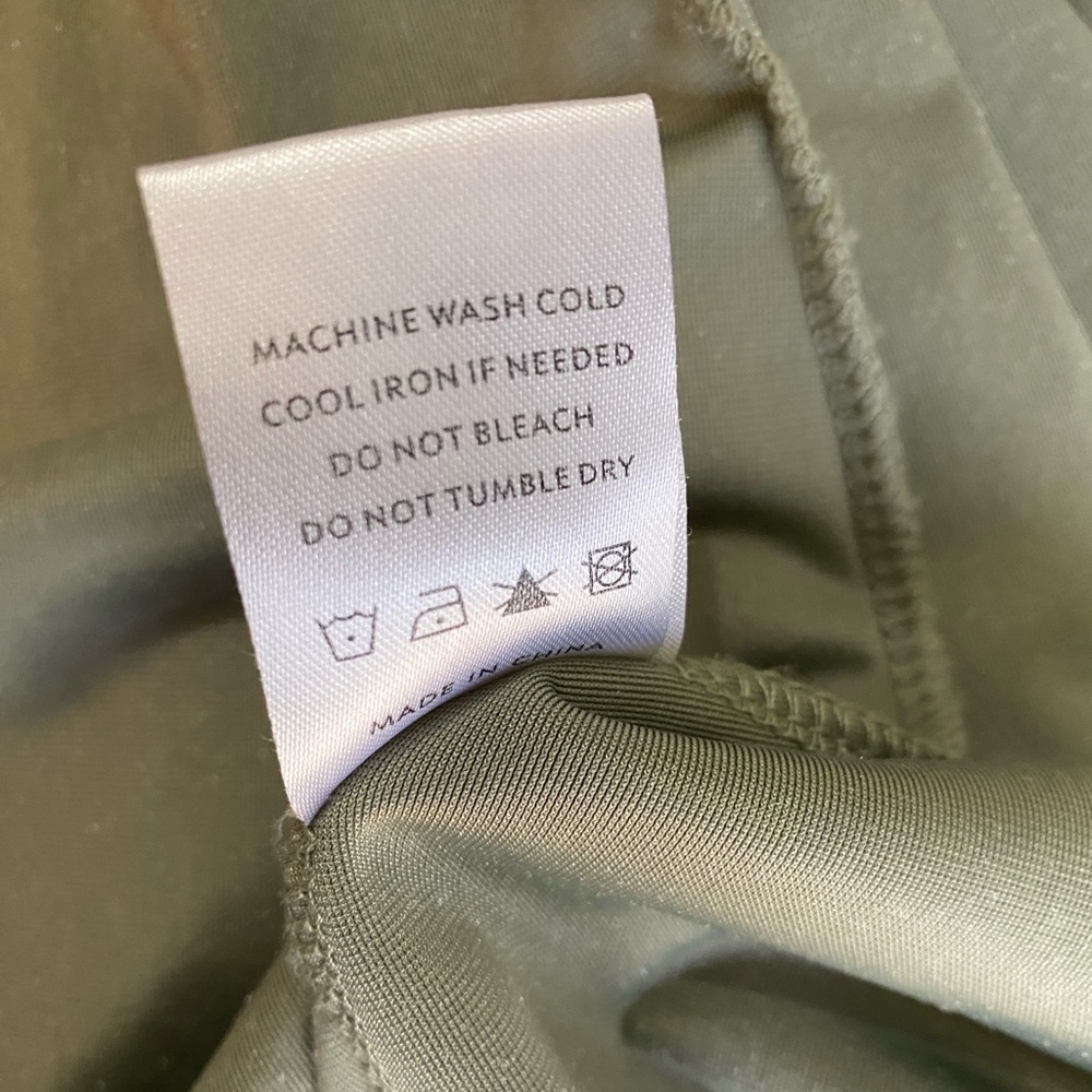 BALTIC BØRN Meghan Sage Green Velour Flutter‎ Sleeve Wrap Dress XXXL - Picture 6 of 8
